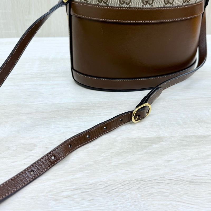 GUCCI緹花布拼咖啡色牛皮1955Horsebit束口水桶包602118-8