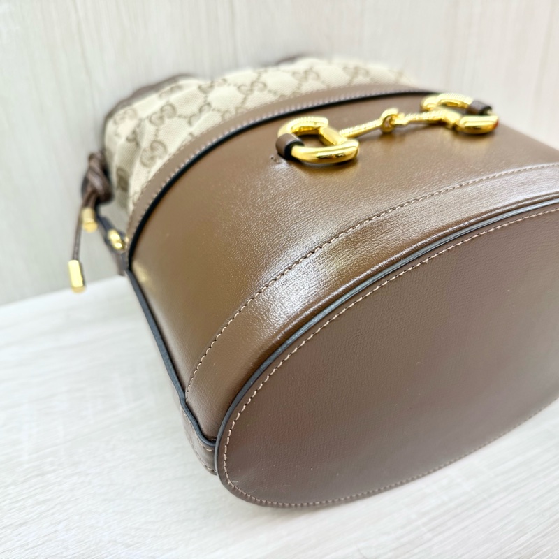 GUCCI緹花布拼咖啡色牛皮1955Horsebit束口水桶包602118-9