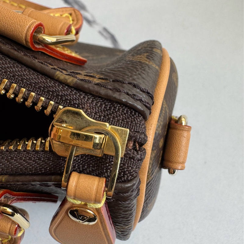 LV M81085花紋nano speedy 新款背帶可拆❤️-26