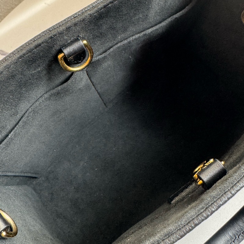 LV M45653黑壓紋on the go pm 經典不敗❤️❤️-20