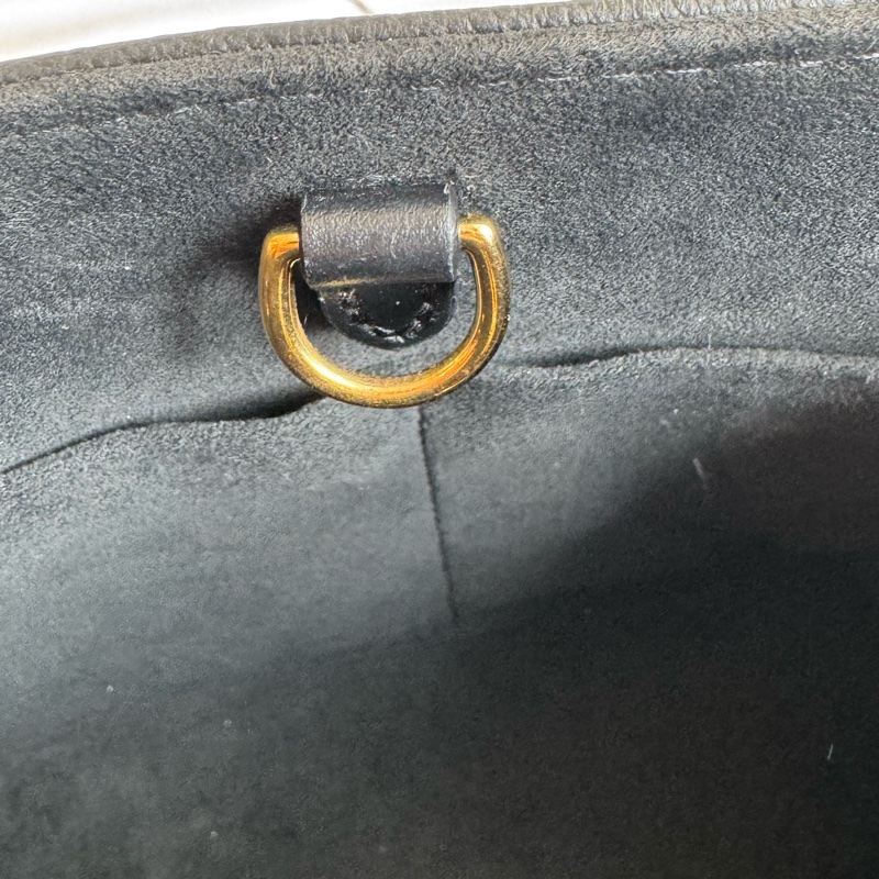 LV M45653黑壓紋on the go pm 經典不敗❤️❤️-27