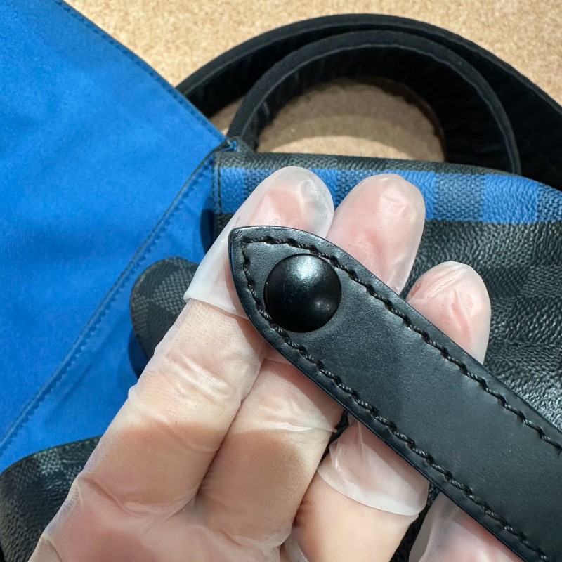 LV/路易威登 Christopher 黑棋盤格抽繩 登山雙肩包-18