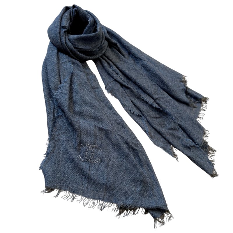 CHANEL CC 閃閃銀絲 圍巾-1