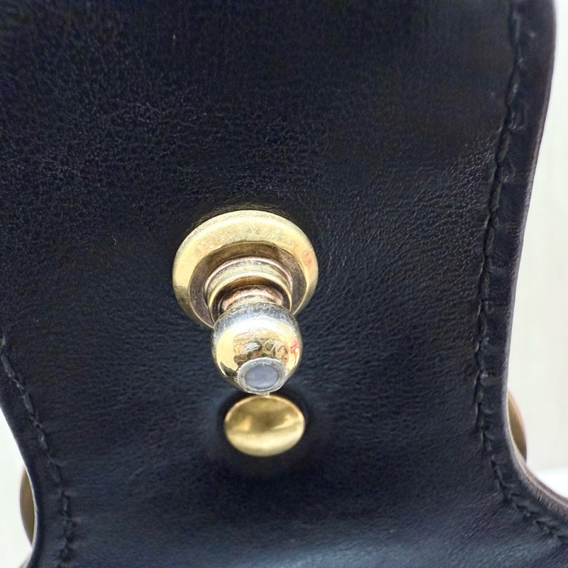 GUCCI黑色牛皮金釦MARMONT 26下蓋側背包443497-14