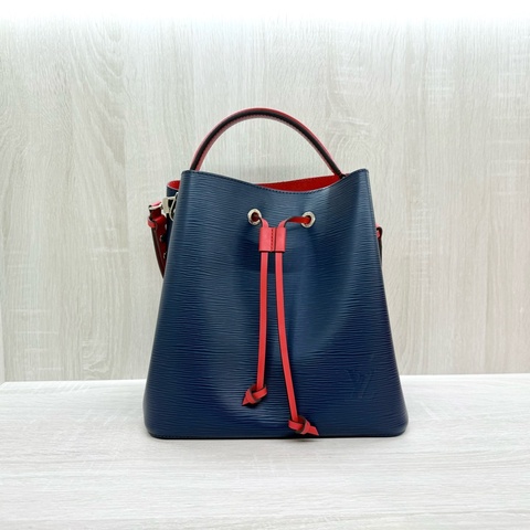 LV深藍色拼紅色內裡epi牛皮Neo Neo提把水桶包MM