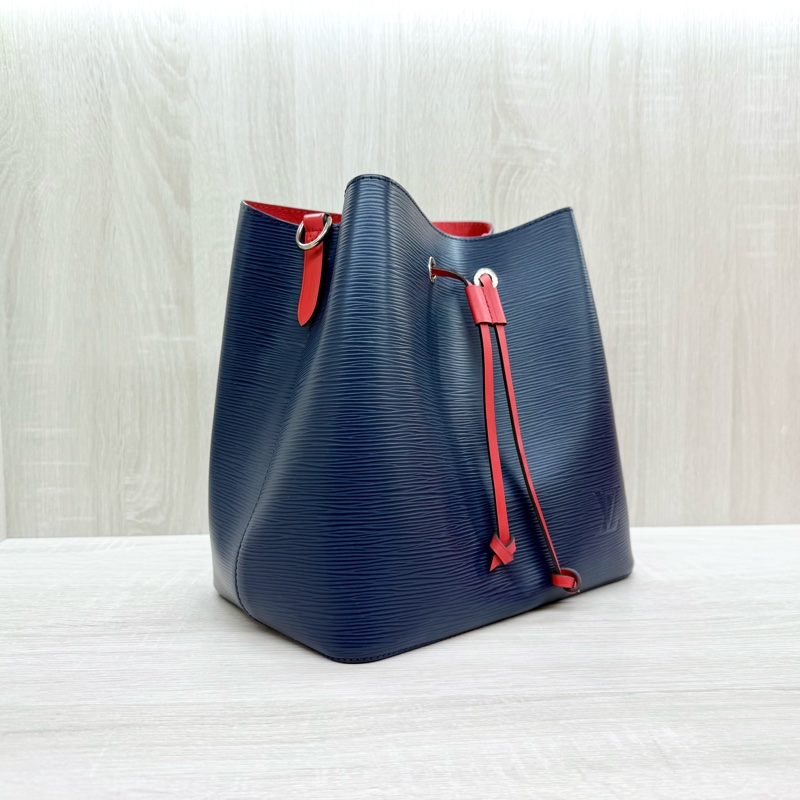 LV深藍色拼紅色內裡epi牛皮Neo Neo提把水桶包MM-2