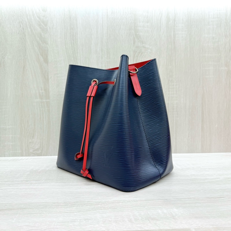 LV深藍色拼紅色內裡epi牛皮Neo Neo提把水桶包MM-3
