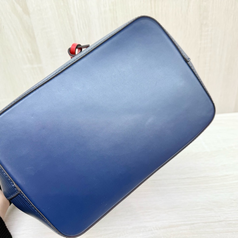 LV深藍色拼紅色內裡epi牛皮Neo Neo提把水桶包MM-17