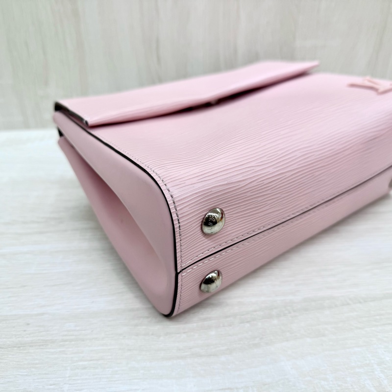 LV EPI CLUNY BB 芭蕾粉手提肩背下蓋包-6