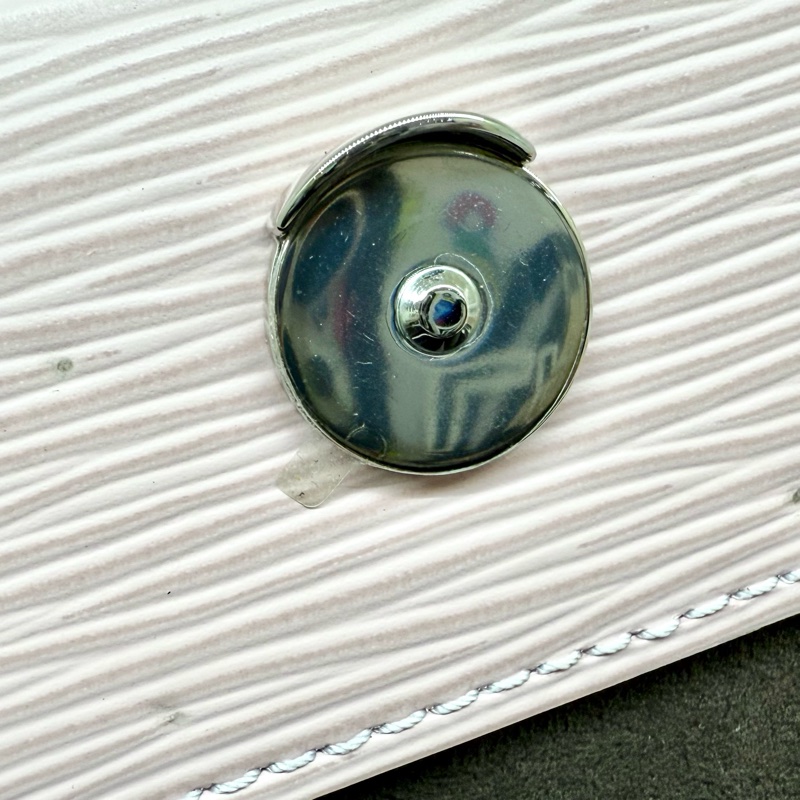 LV EPI CLUNY BB 芭蕾粉手提肩背下蓋包-18