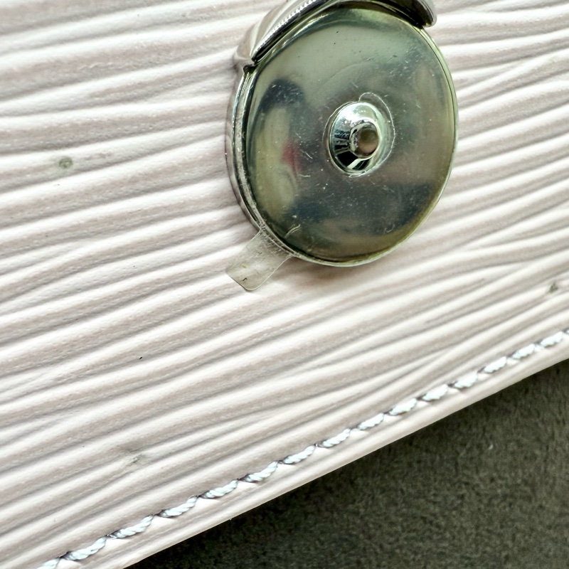 LV EPI CLUNY BB 芭蕾粉手提肩背下蓋包-19