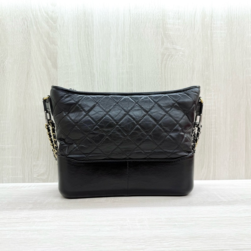 CHANEL黑色揉製牛皮大號流浪包A93824-1