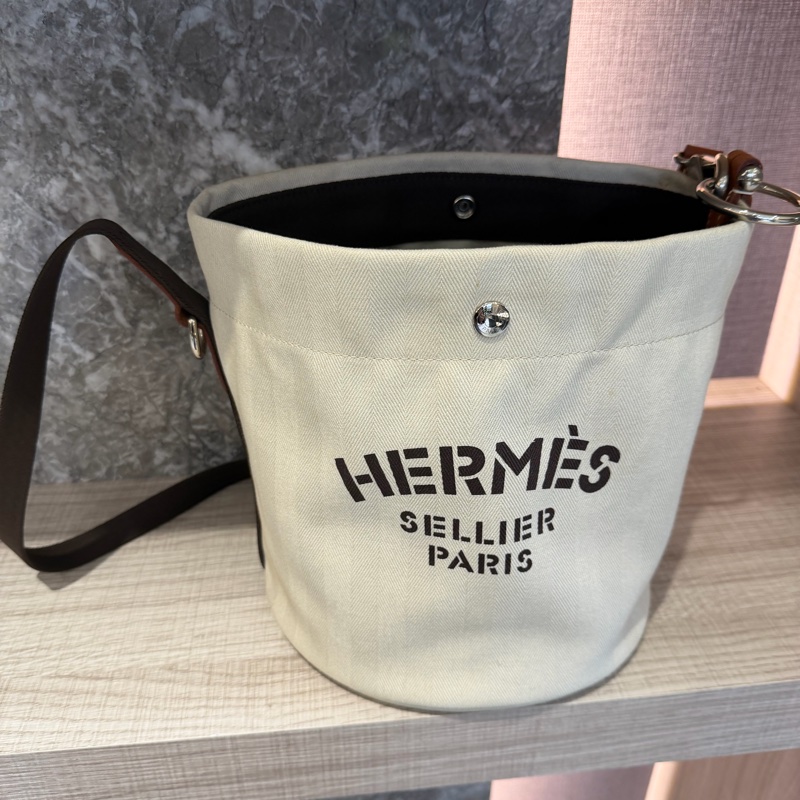 Hermes 帆布水桶包-1