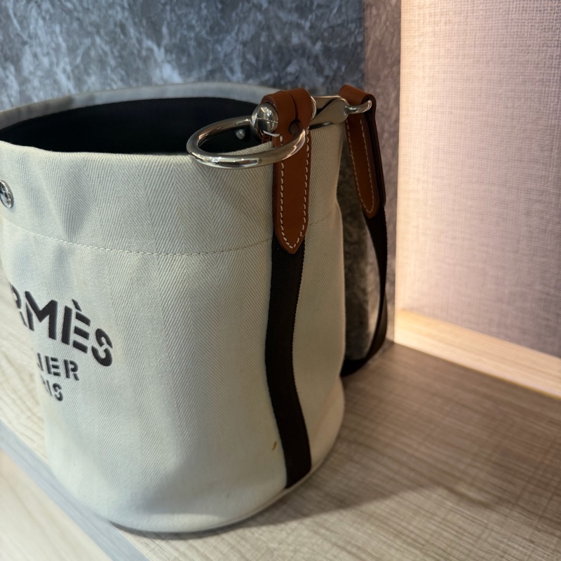 Hermes 帆布水桶包-2