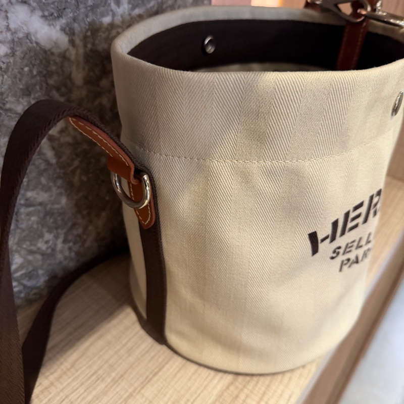 Hermes 帆布水桶包-3