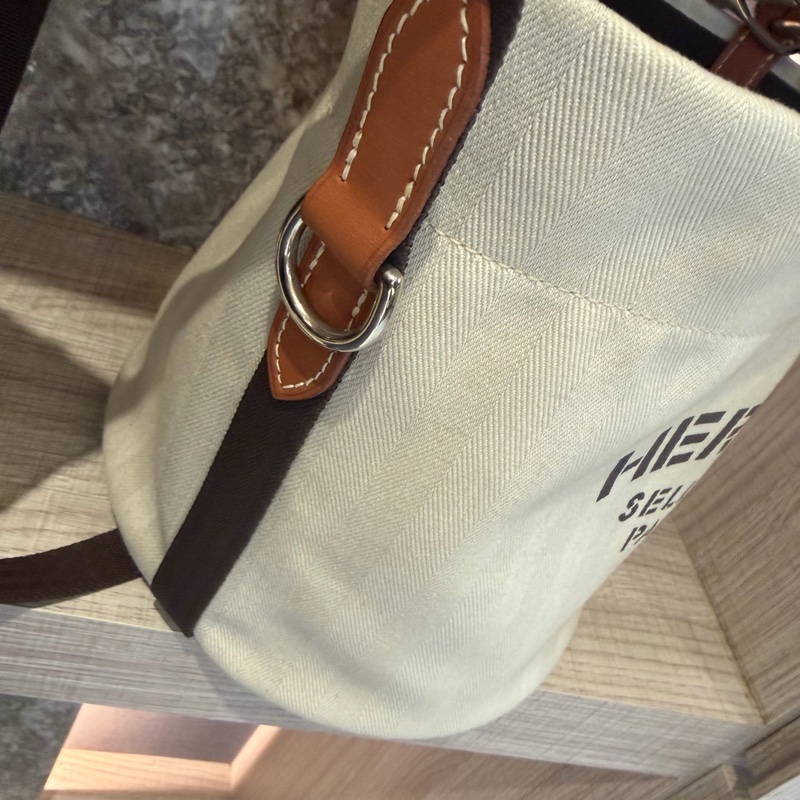 Hermes 帆布水桶包-27