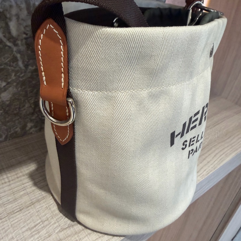 Hermes 帆布水桶包-30