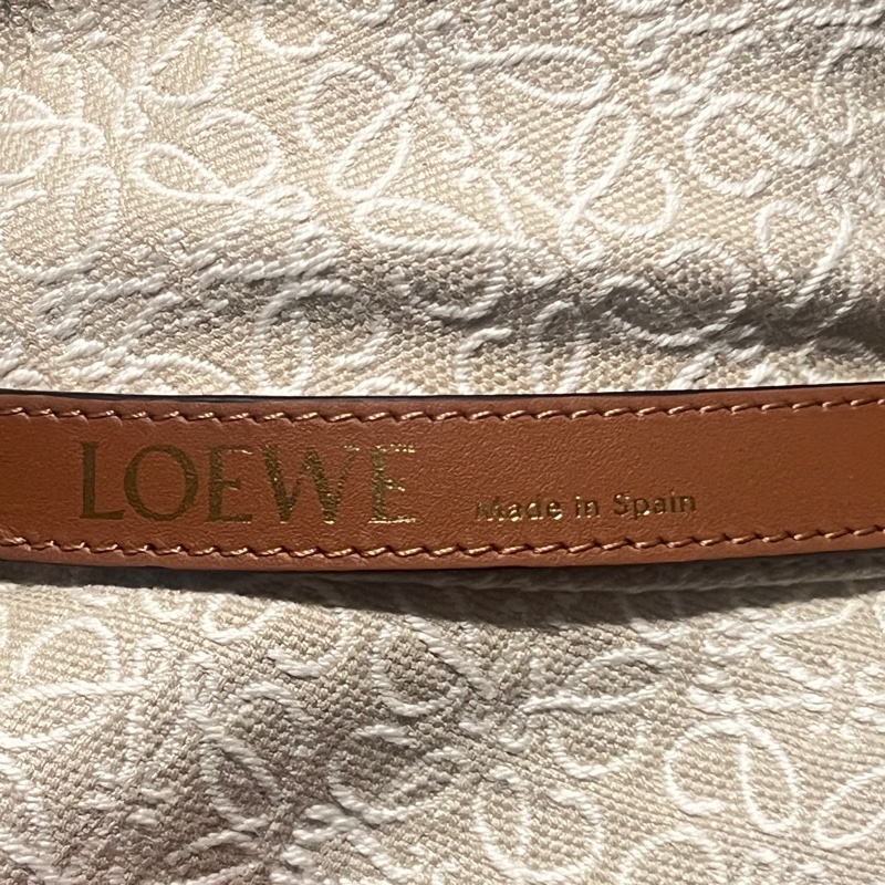 Loewe Anagram Bucket Hat-2