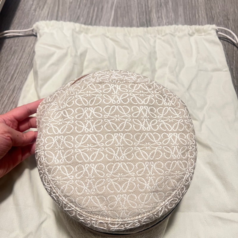 Loewe Anagram Bucket Hat-3