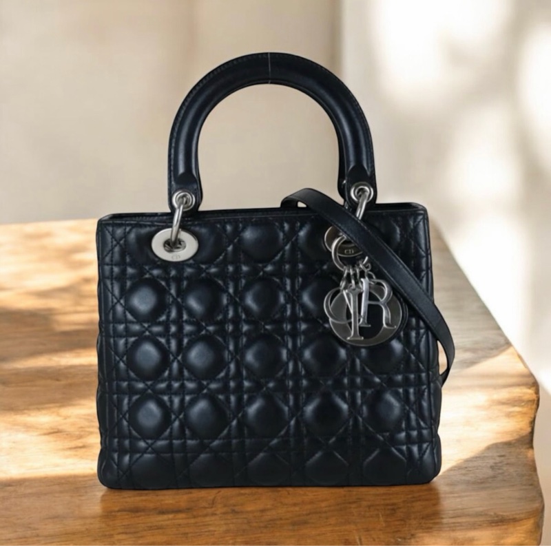 「JL 精品代購」 98新 Dior lady Dior 羊皮戴妃包 黑銀-0