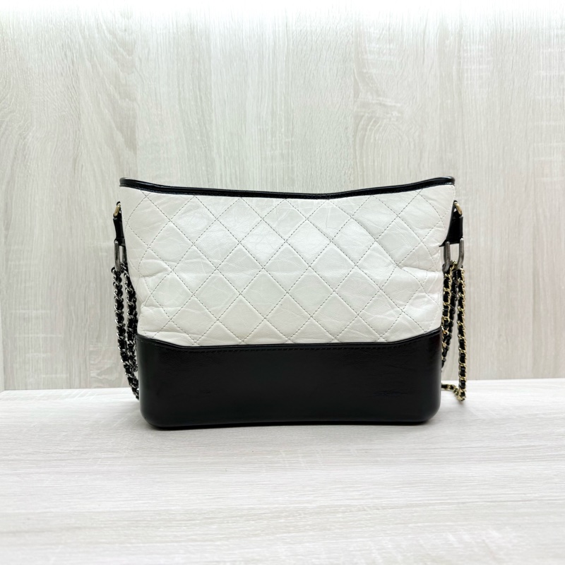 CHANEL黑拚白牛皮菱格紋大號流浪包A93824-1
