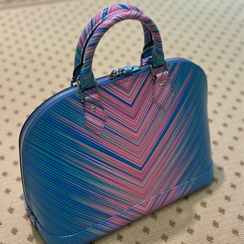 Louis Vuitton 限量版 Alma PM size，Tropical Epi Leather-8