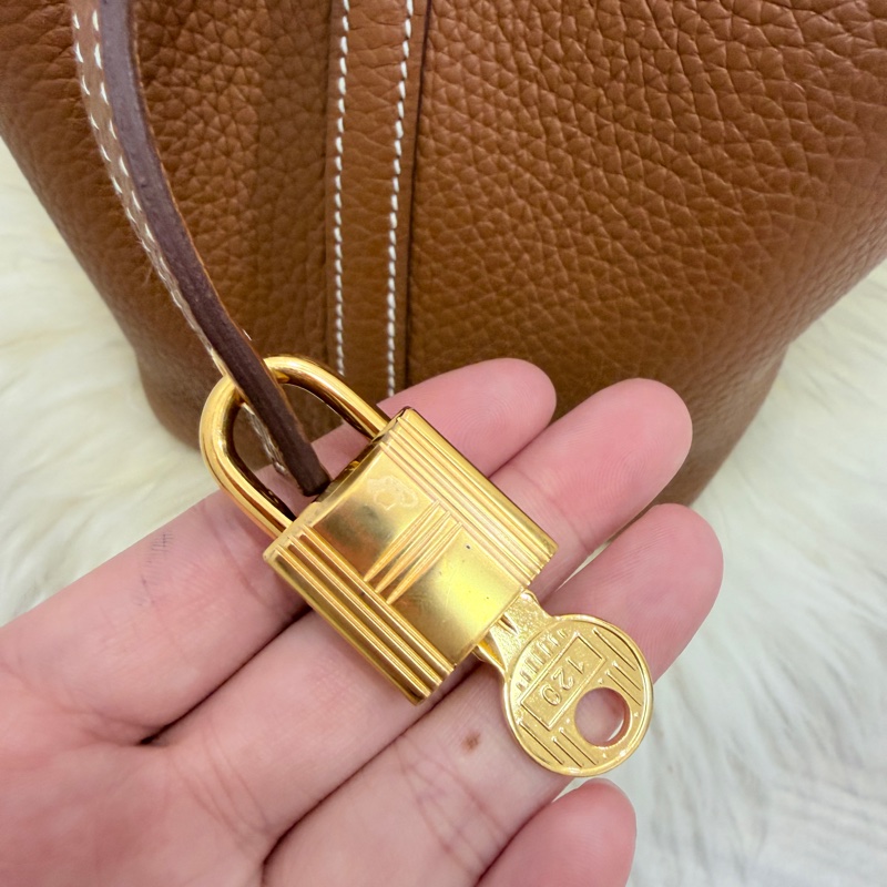 (Hermes愛馬仕 )picotin金剛色 金棕金釦水桶包 95新 菜籃子 18-26