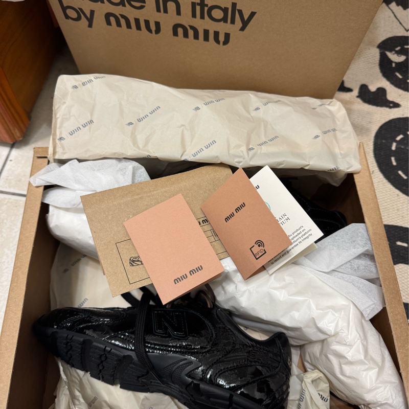 Miu Miu new balance聯名款530漆皮款34.5cm-2