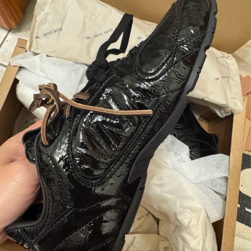 Miu Miu new balance聯名款530漆皮款34.5cm-3