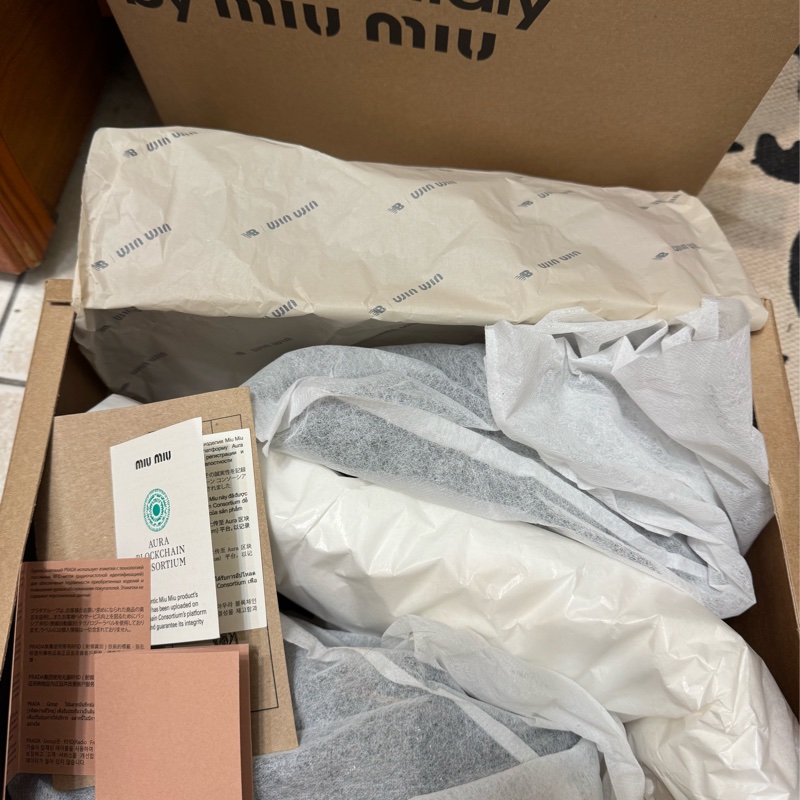 Miu Miu new balance聯名款530漆皮款34.5cm-6