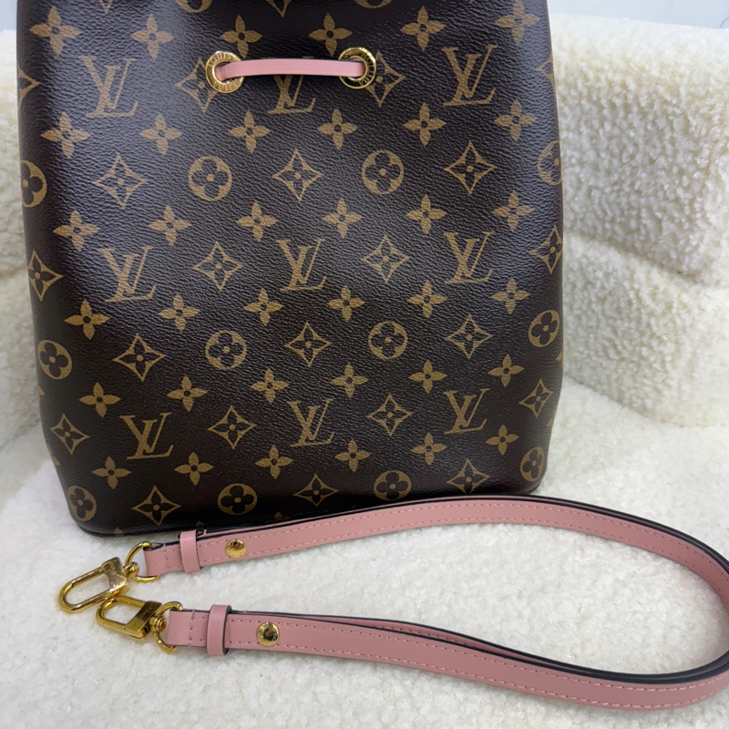 Lv neo noe 粉色水桶 m44022经典热门款-1