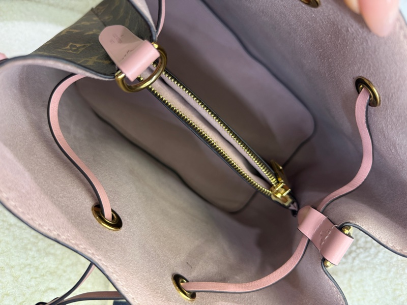 Lv neo noe 粉色水桶 m44022经典热门款-4