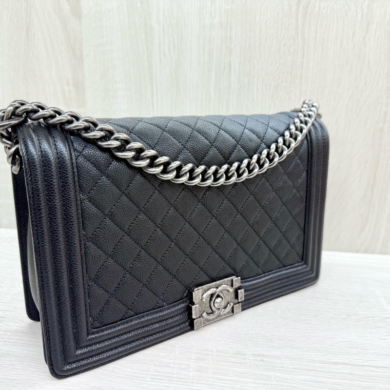 CHANEL黑色羊皮銀釦BOY28/A92193-4