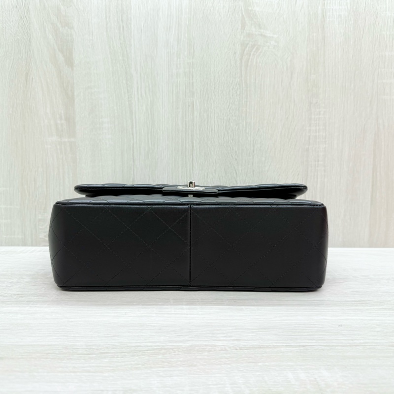 CHANEL黑銀菱格羊皮Jumbod coco30口蓋包A58600-5