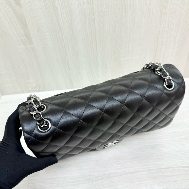 CHANEL黑銀菱格羊皮Jumbod coco30口蓋包A58600-8