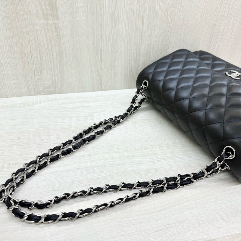 CHANEL黑銀菱格羊皮Jumbod coco30口蓋包A58600-10