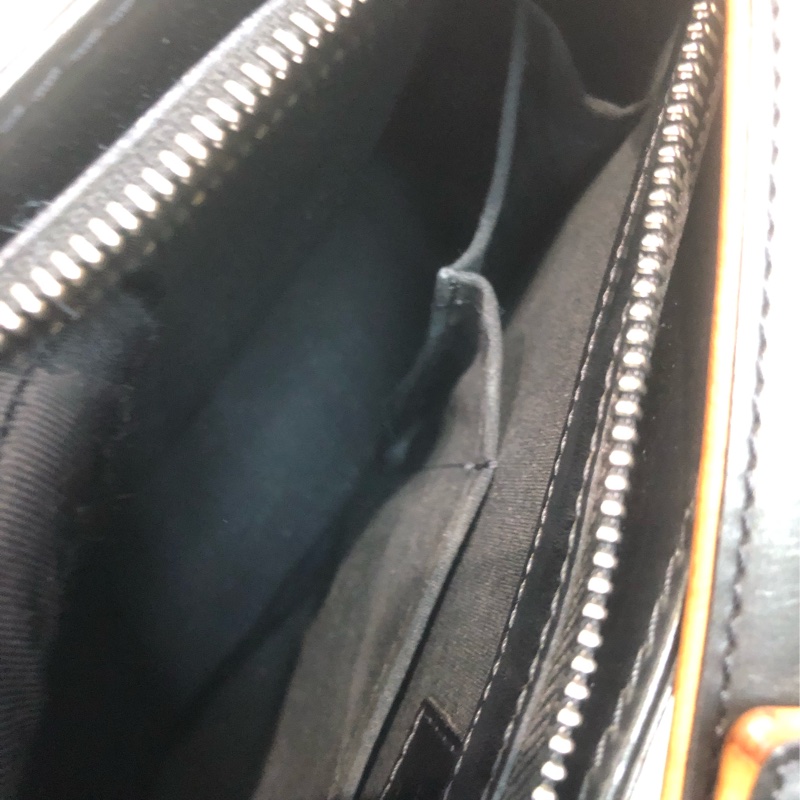 LV 灰銀色珠光皮 壓紋 老花單肩袋 XB976-19