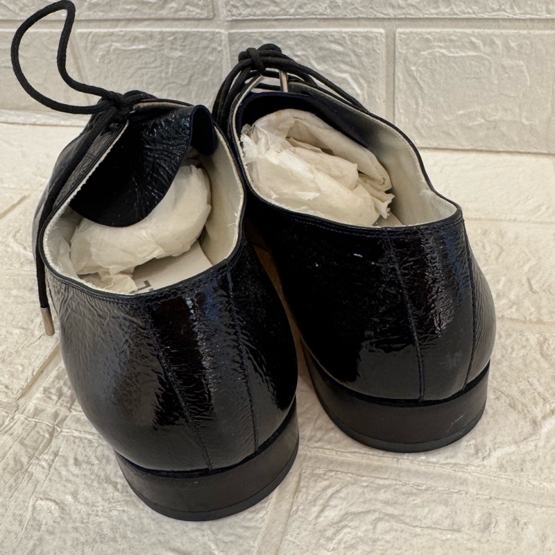 新年大特價✨✨chanel黑漆皮尖頭皮鞋👞-3