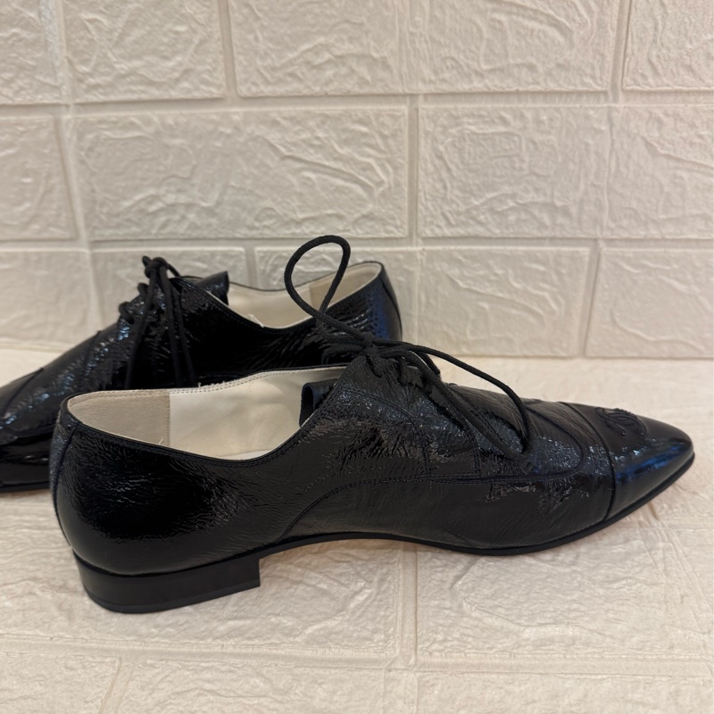 新年大特價✨✨chanel黑漆皮尖頭皮鞋👞-8