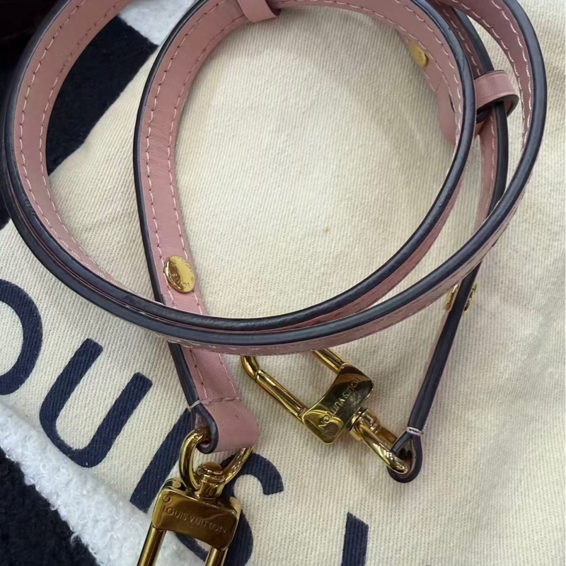 98新LV 粉色水桶包 附件配塵袋-9