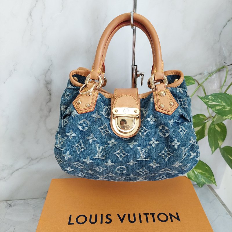 LV M95020  牛仔包🌈現貨實拍🌈 單寧牛仔布手提元寶包~二手-2