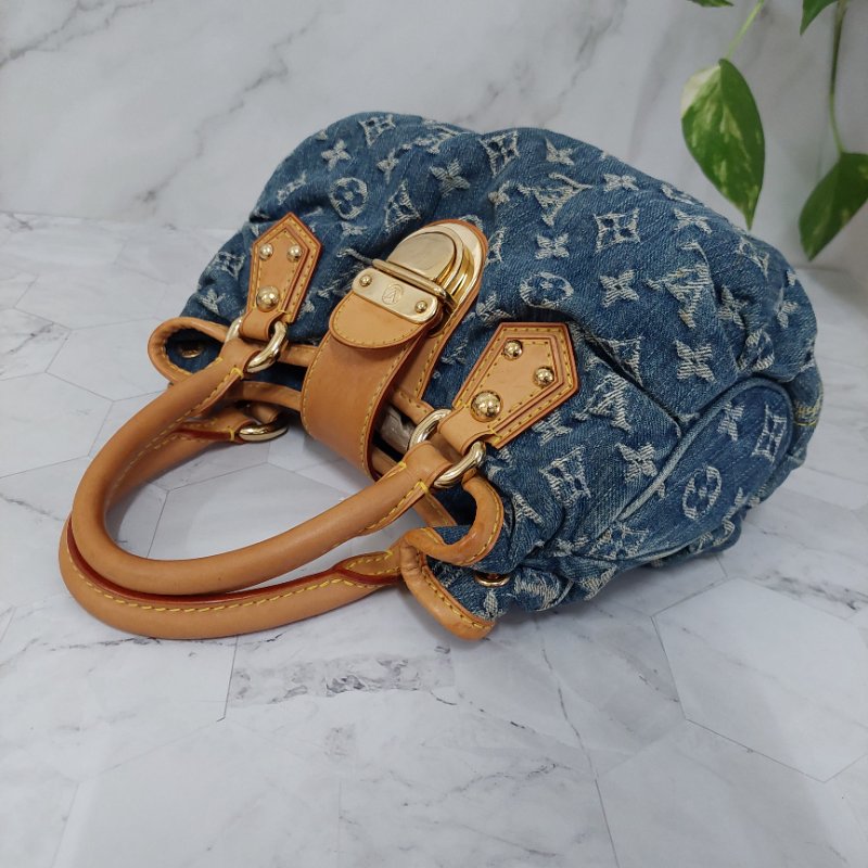 LV M95020  牛仔包🌈現貨實拍🌈 單寧牛仔布手提元寶包~二手-5