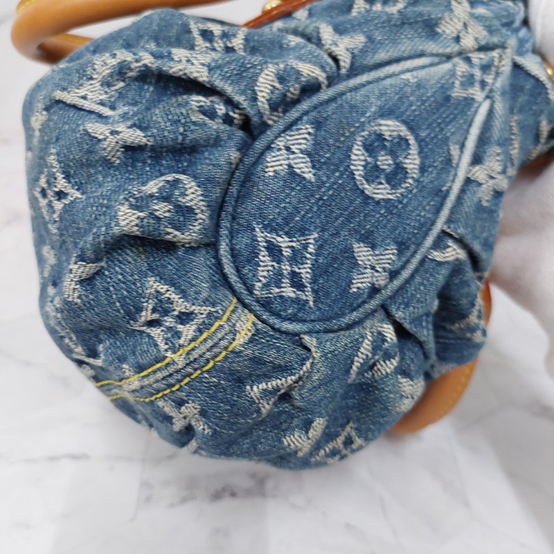 LV M95020  牛仔包🌈現貨實拍🌈 單寧牛仔布手提元寶包~二手-32