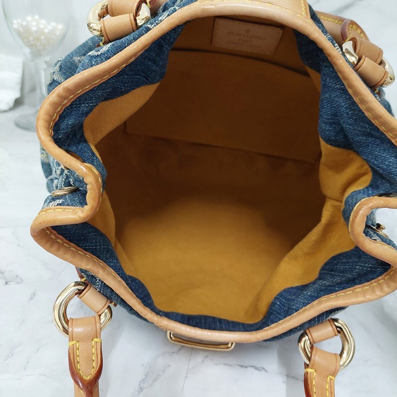 LV M95020  牛仔包🌈現貨實拍🌈 單寧牛仔布手提元寶包~二手-44