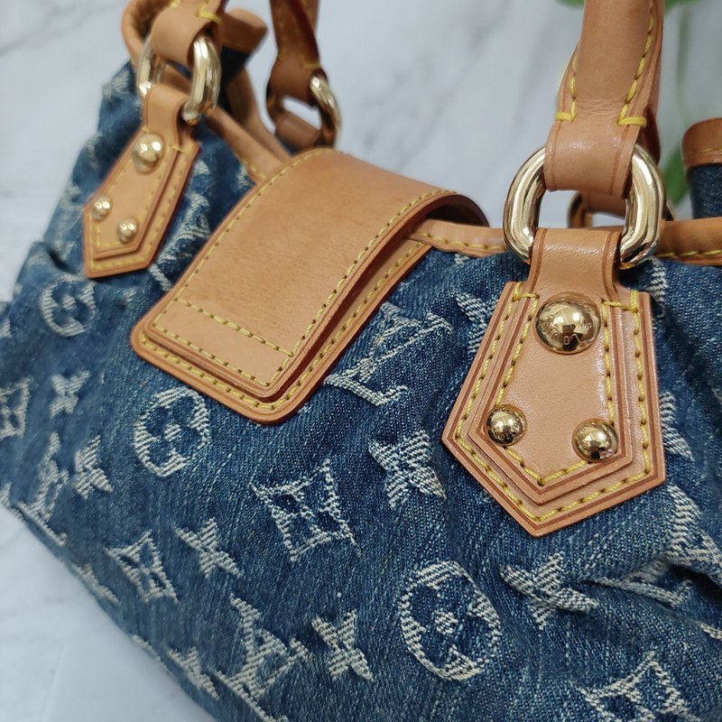 LV M95020  牛仔包🌈現貨實拍🌈 單寧牛仔布手提元寶包~二手-52