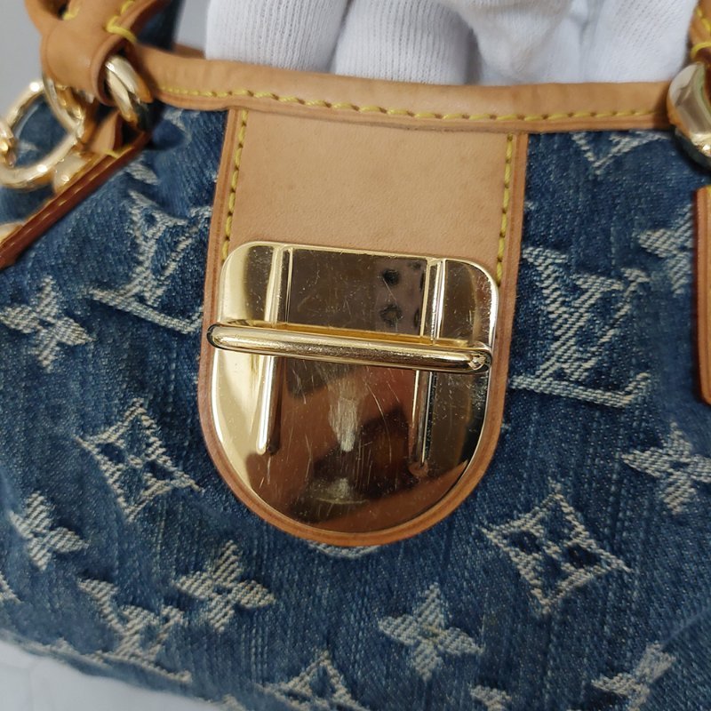 LV M95020  牛仔包🌈現貨實拍🌈 單寧牛仔布手提元寶包~二手-54