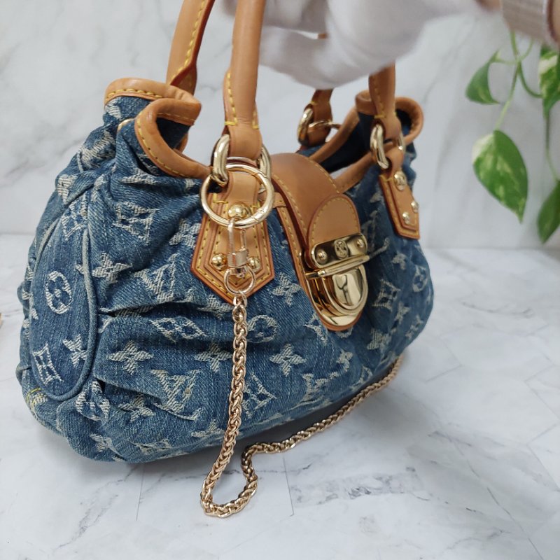 LV M95020  牛仔包🌈現貨實拍🌈 單寧牛仔布手提元寶包~二手-58