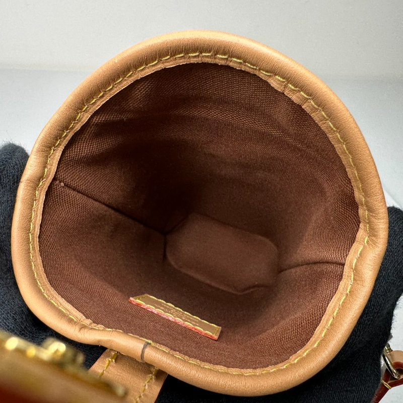 LV Fold Me薯條手機包-7