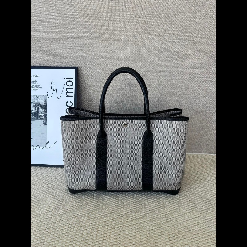 Hermes Garden Party 36
花園包 熊猫色-1