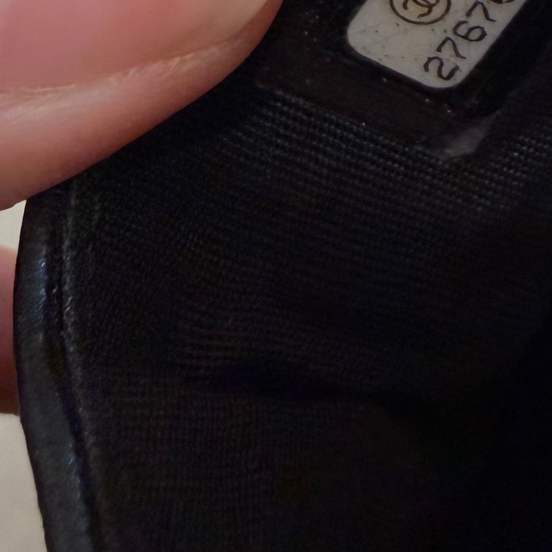 Chanel荔枝皮金BOY三摺短夾-15